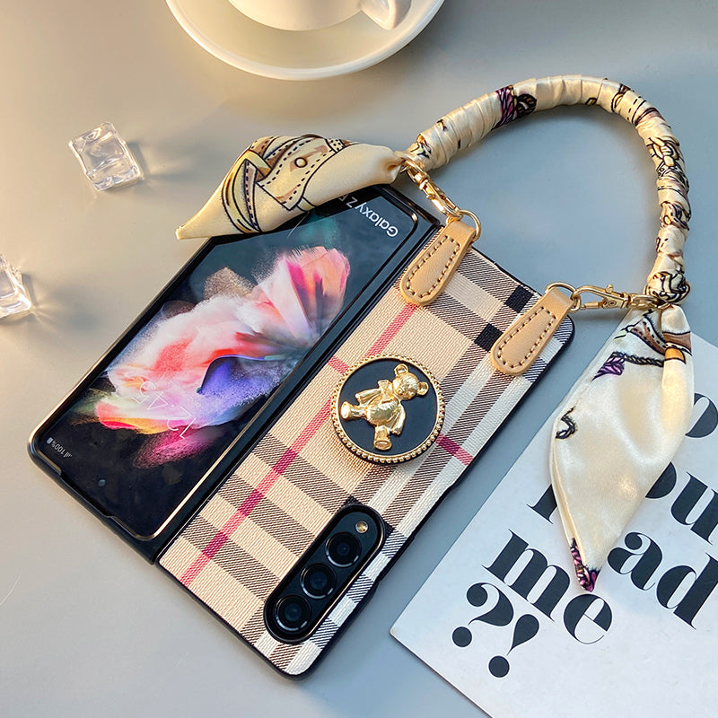 Luxury Printed Scarf Chain Bracelet And Chain Bear case for Samsung Ga